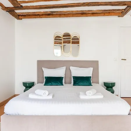Saints Peres - Typical Flat In The Old - Ii Apartment Paris