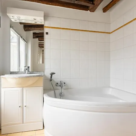 Saints Peres - Typical Flat In The Old - Ii Apartment Paris